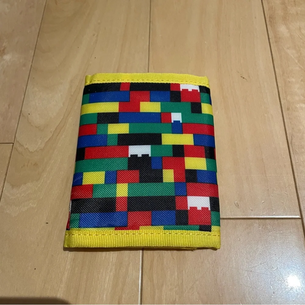 Lego brick wallet